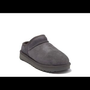 New UGG Suede Classic Slipper Size 7